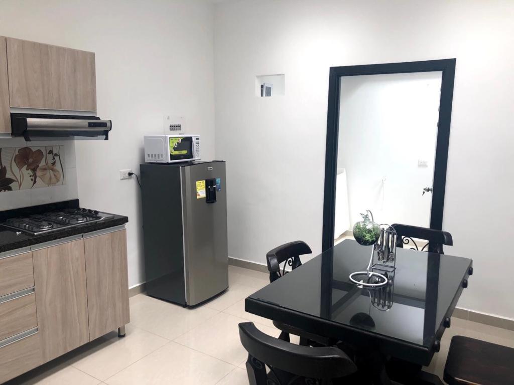 Real Hostel Apartamento 3 Саленто Экстерьер фото