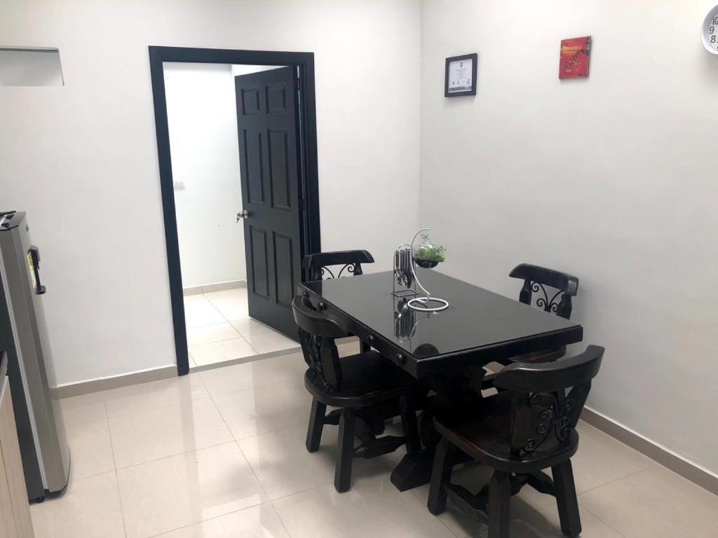 Real Hostel Apartamento 3 Саленто Экстерьер фото